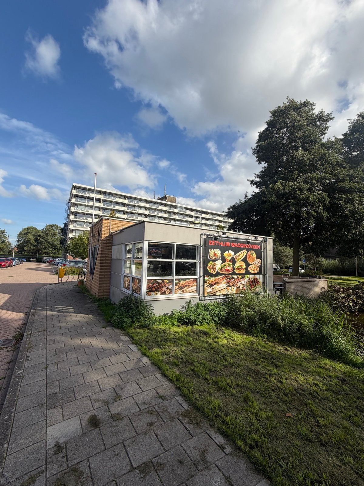Eethuis Waddinxveen: Instapklaar Restaurant met Terras, Zakelijke goederen