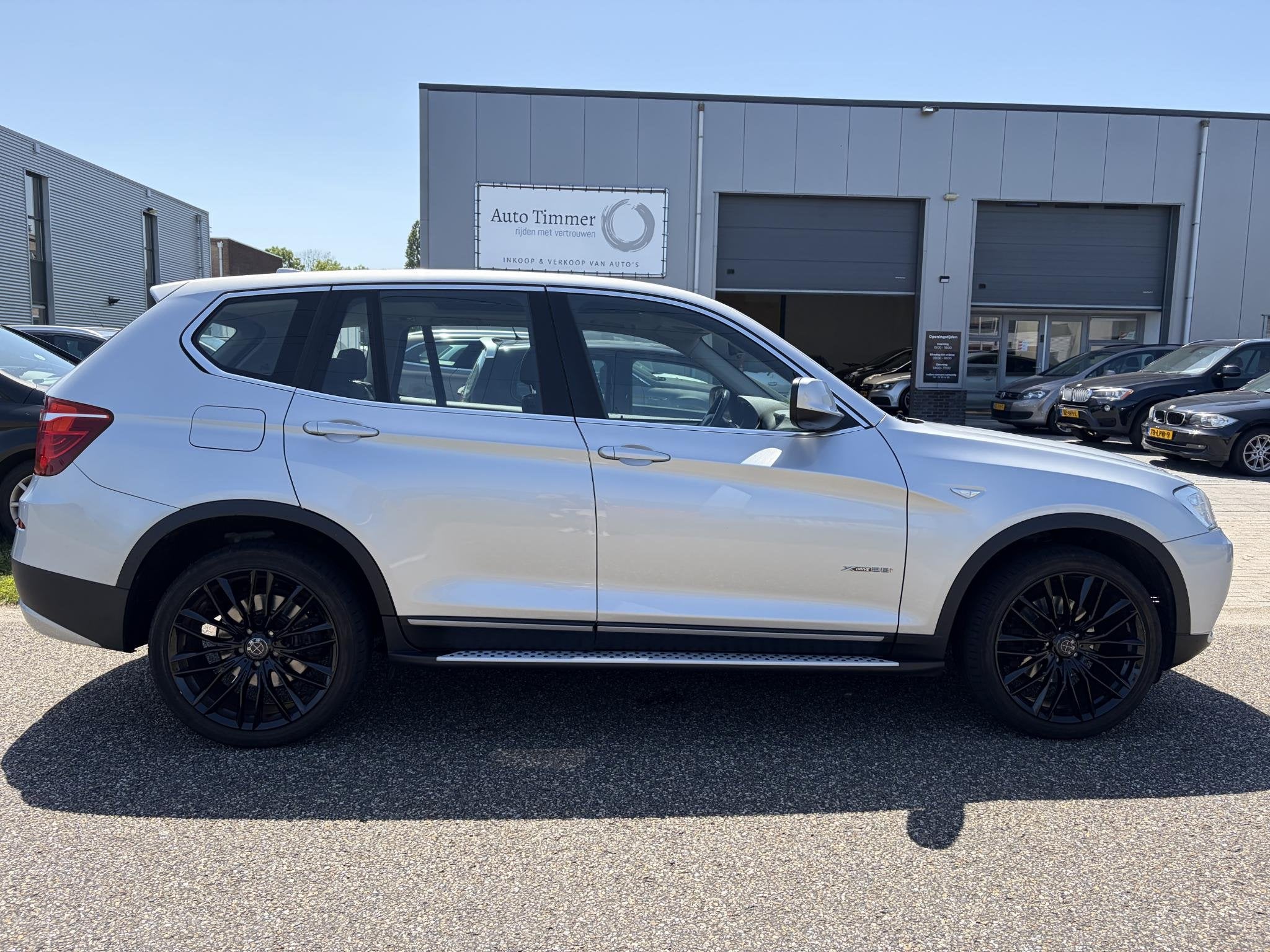 BMW X3 xDrive28i High Executive AUTOMAAT!, Gebruikt, 4 cilinders, 2000 kg, Bedrijf