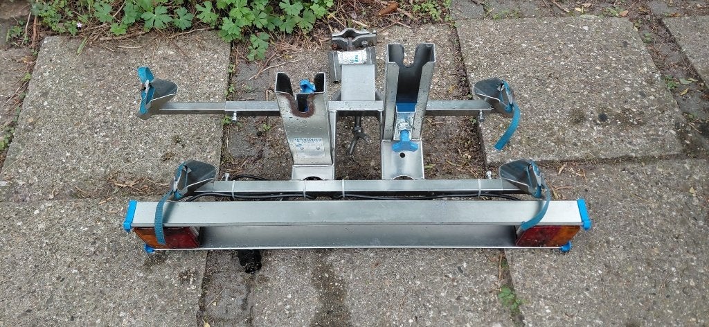 twinny load, Ophalen, Gebruikt, 2 fietsen, Trekhaakdrager