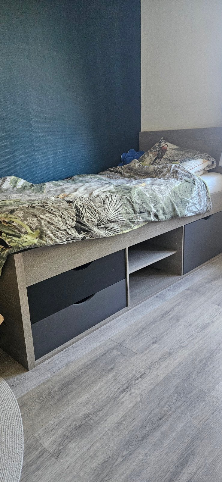 Jongens bed, Huis en Inrichting, Slaapkamer | Complete slaapkamers, Ophalen, Zo goed als nieuw, Eenpersoons