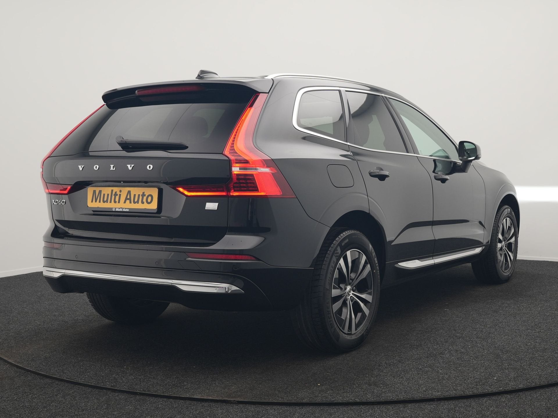 Volvo XC60 T6 AWD Inscription LONG RANGE PHEV 350pk | Panoda, Automaat, Stof, Gebruikt, Automatische klimaatregeling