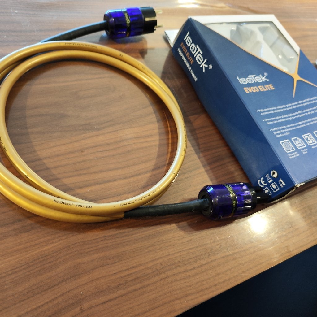 Isotek Evo 3 Elite (2meter), Ophalen, Zo goed als nieuw, 2 tot 5 meter, Overige kabels
