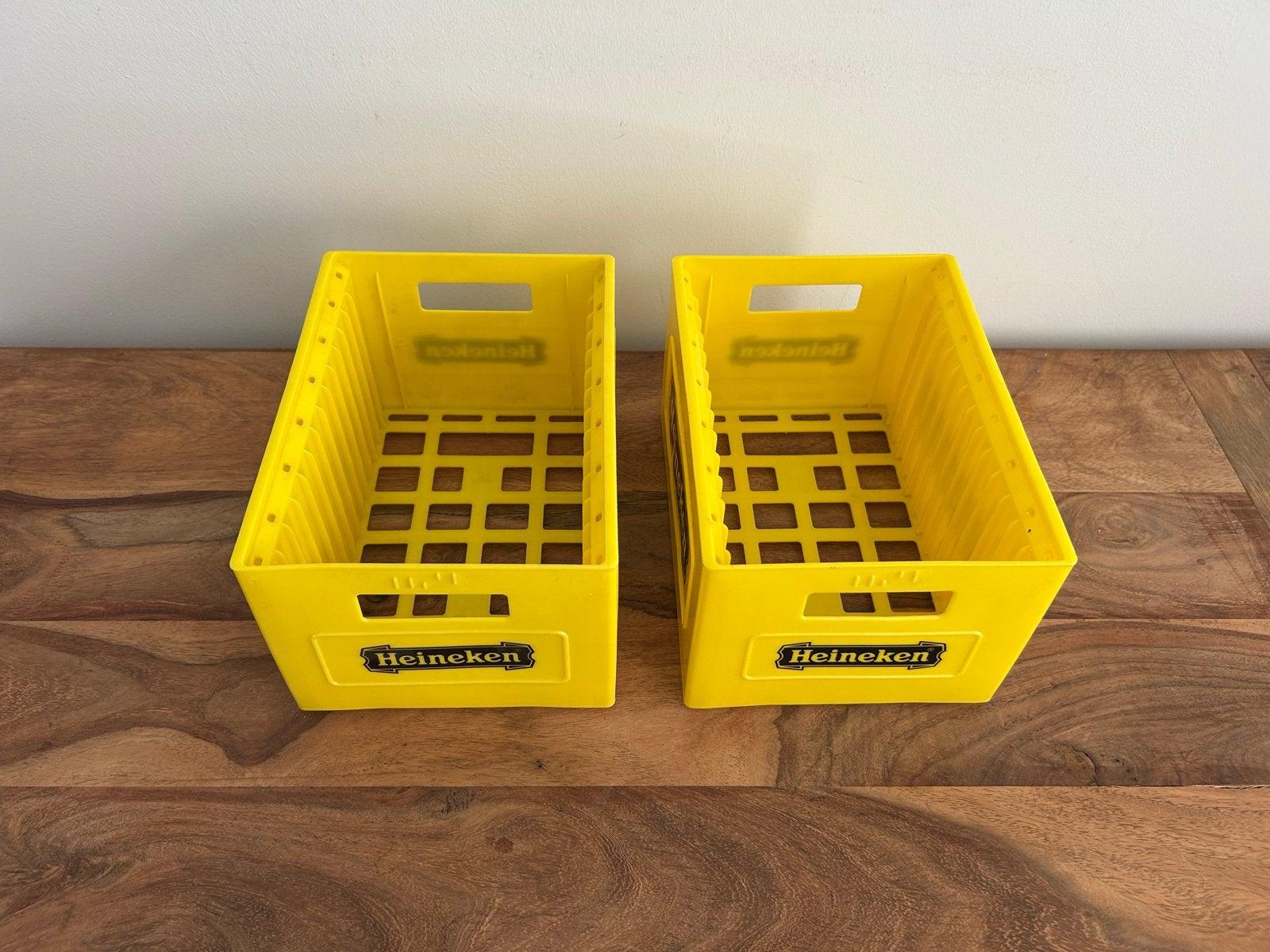 2x Heineken bierkratjes - CD rekjes, Huis en Inrichting, Woonaccessoires | Cd- en Dvd-rekken, Ophalen of Verzenden, Zo goed als nieuw