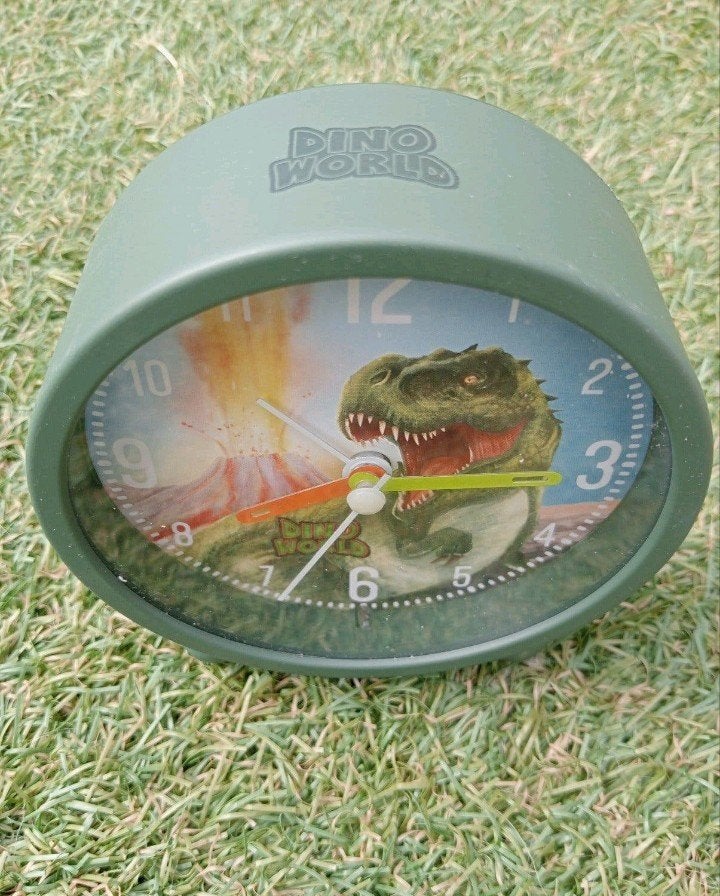 DinoWorld klok/wekker, groen met T-Rex afbeelding, Ophalen of Verzenden, Zo goed als nieuw