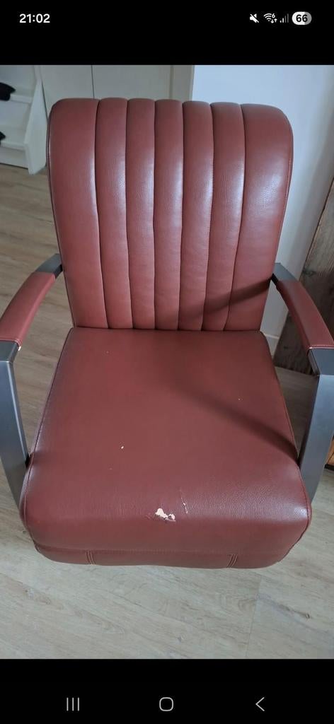 2x Cognackleurige fauteuils - kunstleer (opnieuw bekleden), Huis en Inrichting, Fauteuils, Ophalen, Overige materialen, Gebruikt
