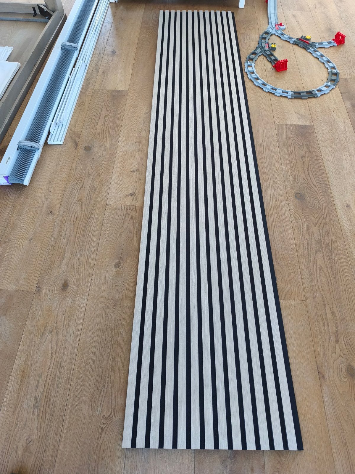 Akoestisch wandpaneel houtstrip - Zwart/Naturel, Ophalen, 260 cm, Hout, Meerkleurig