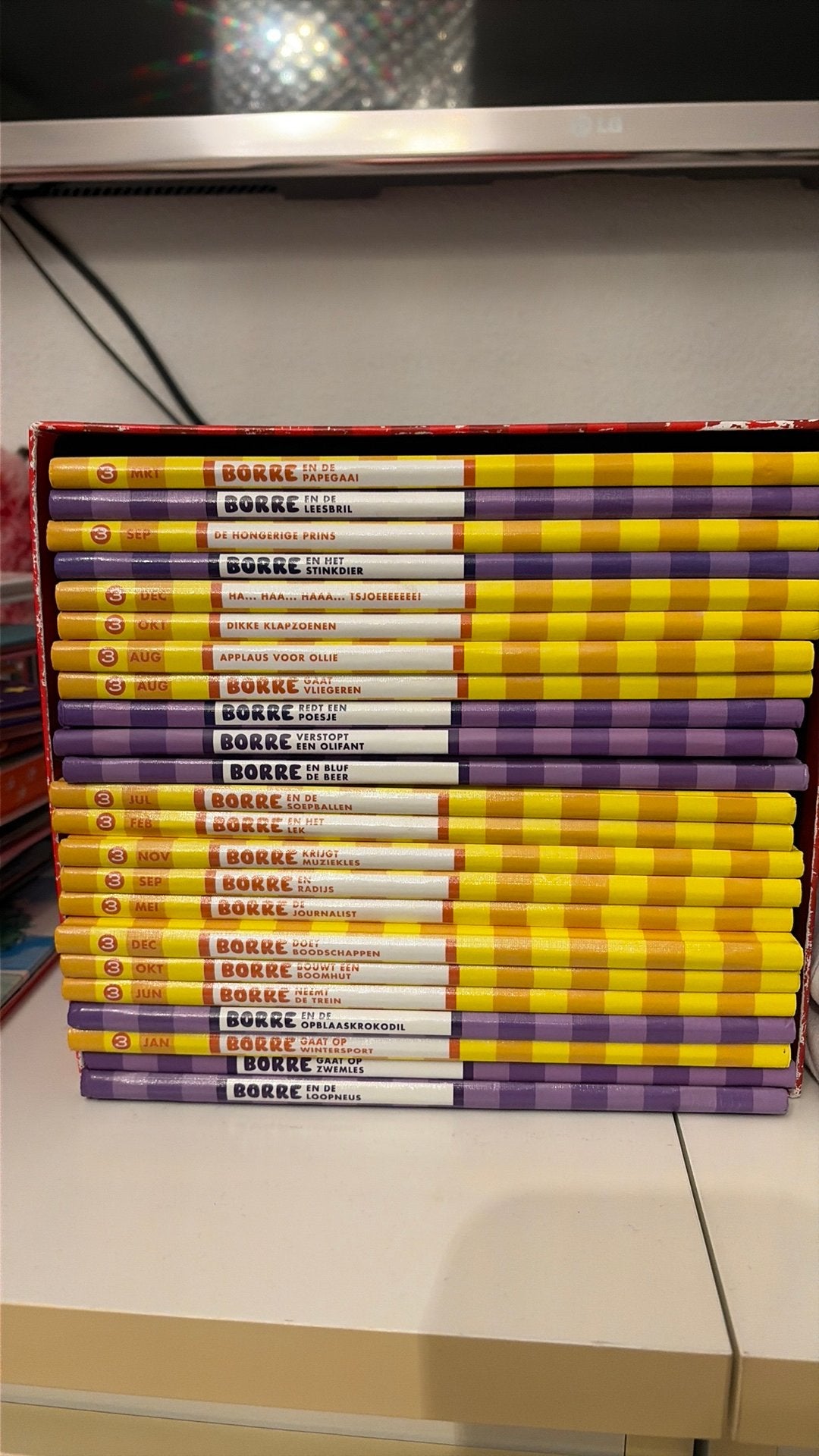 Borre boekjes, Boeken, Ophalen, Zo goed als nieuw, Fictie algemeen