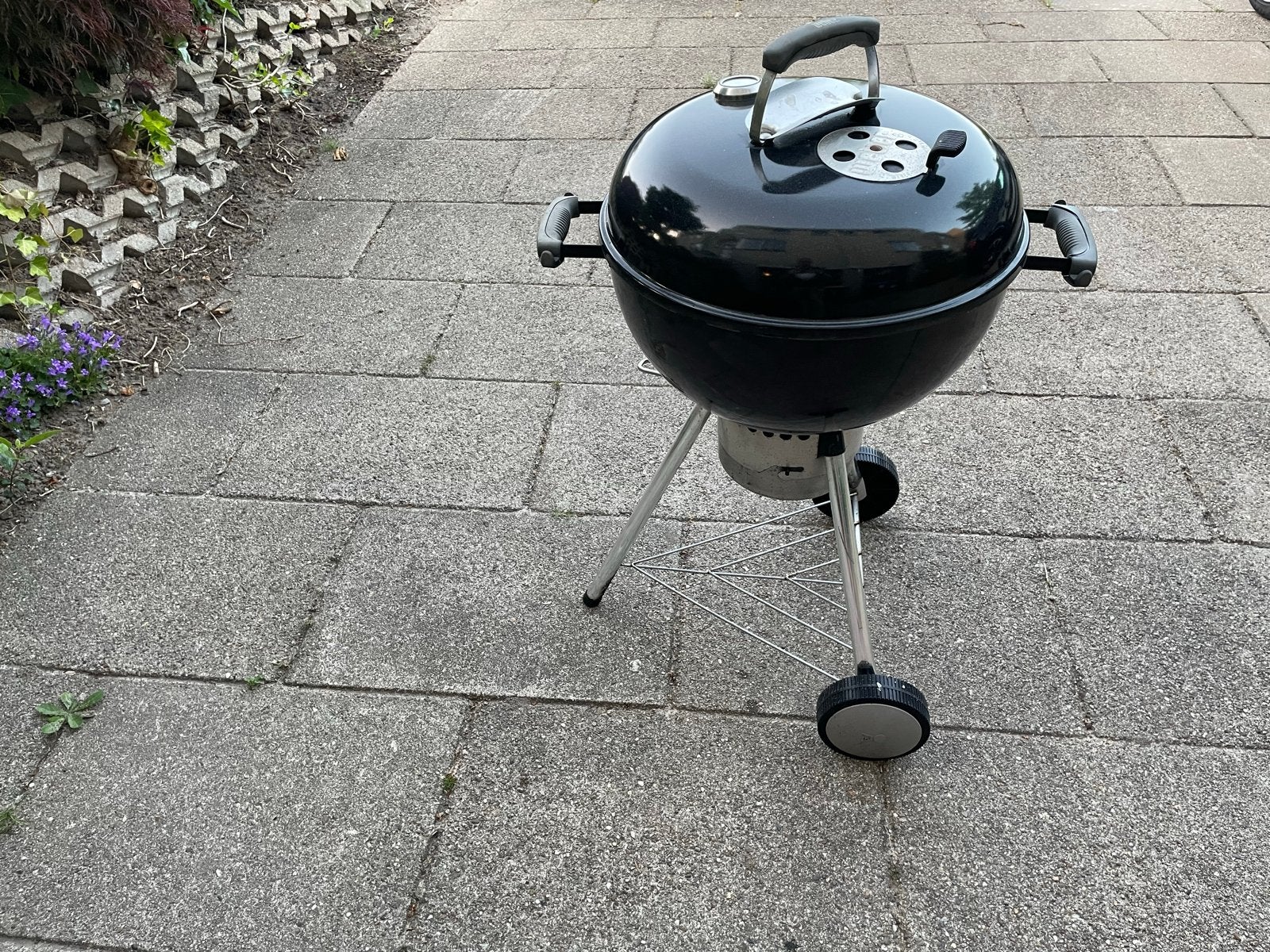 Weber Master-Touch GBS E-5750 Zwart met brikettenstarter, Ophalen, Gebruikt