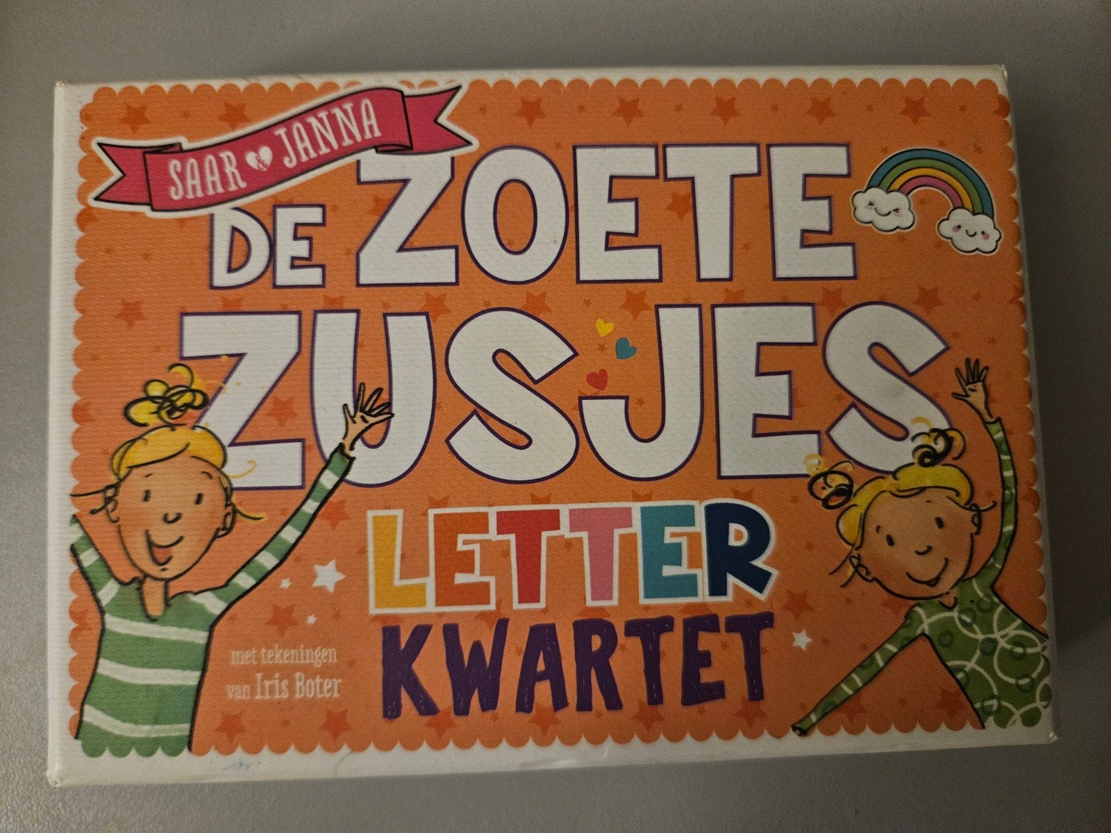 Zoete zusjes letter kwartet, Ophalen of Verzenden, Zo goed als nieuw
