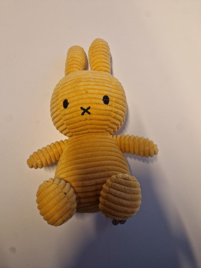 Nijntje knuffel geel ribstof zo goed als nieuw, Overige merken, Geel, Konijn, Nijntje