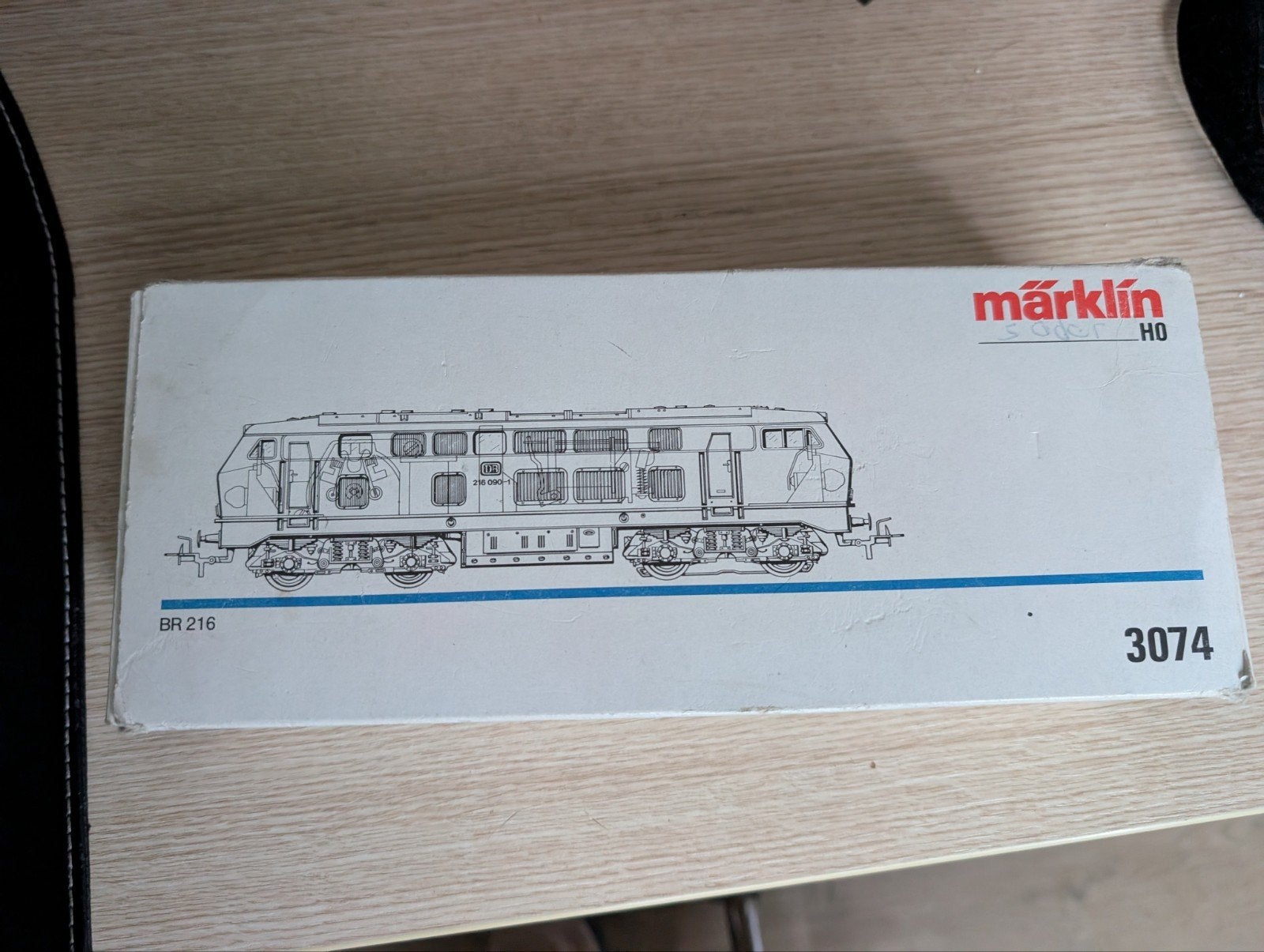 Märklin H0 analoge locomotief BR 216, model 3074, Gebruikt, Locomotief, Ophalen of Verzenden, Analoog