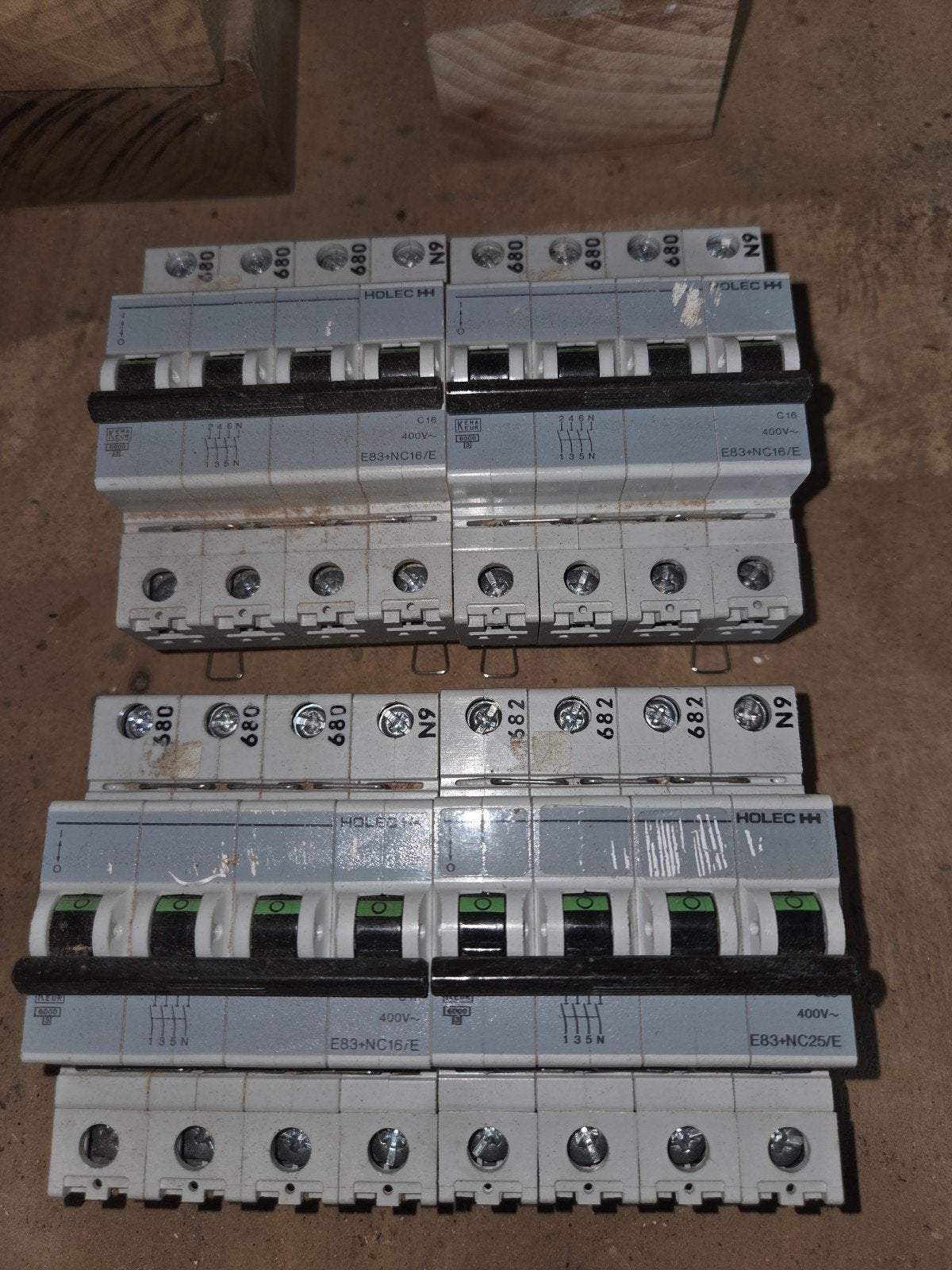 Holec Installatieautomaten E83-NC16/E en E83-NC25/E, Ophalen of Verzenden, Gebruikt, Overige merken, Installatieautomaat