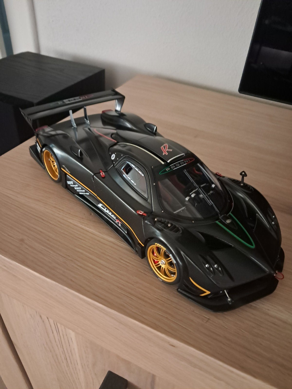 Pagani Zonda R Autoart Zie beschrijving!, Ophalen, Zo goed als nieuw, Auto, Autoart