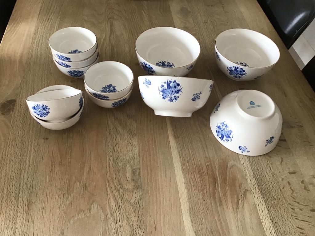 Blauw/Wit schalen en kommetjes Kerstservies Albert Heijn, Huis en Inrichting, Nieuw, Ophalen of Verzenden, Kom(men), Overige stijlen