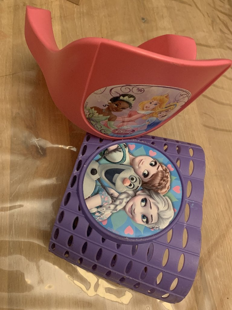 poppenzitje en kindermandje, 0 t/m 10 kg, Onbekend, Voorzitje, Ophalen of Verzenden