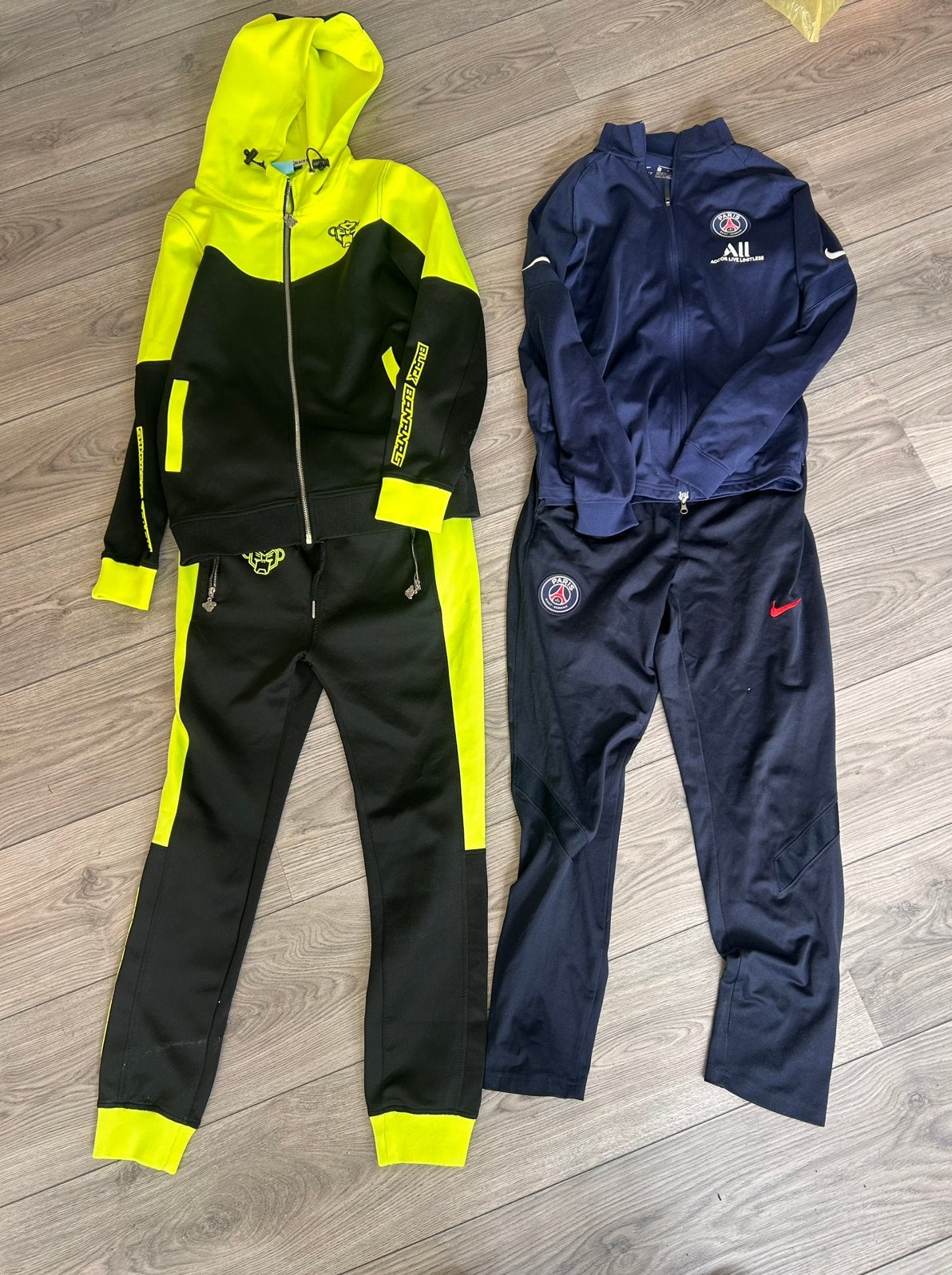 Nike Paris+Black banana’s trainingspak, Ophalen of Verzenden, Zo goed als nieuw