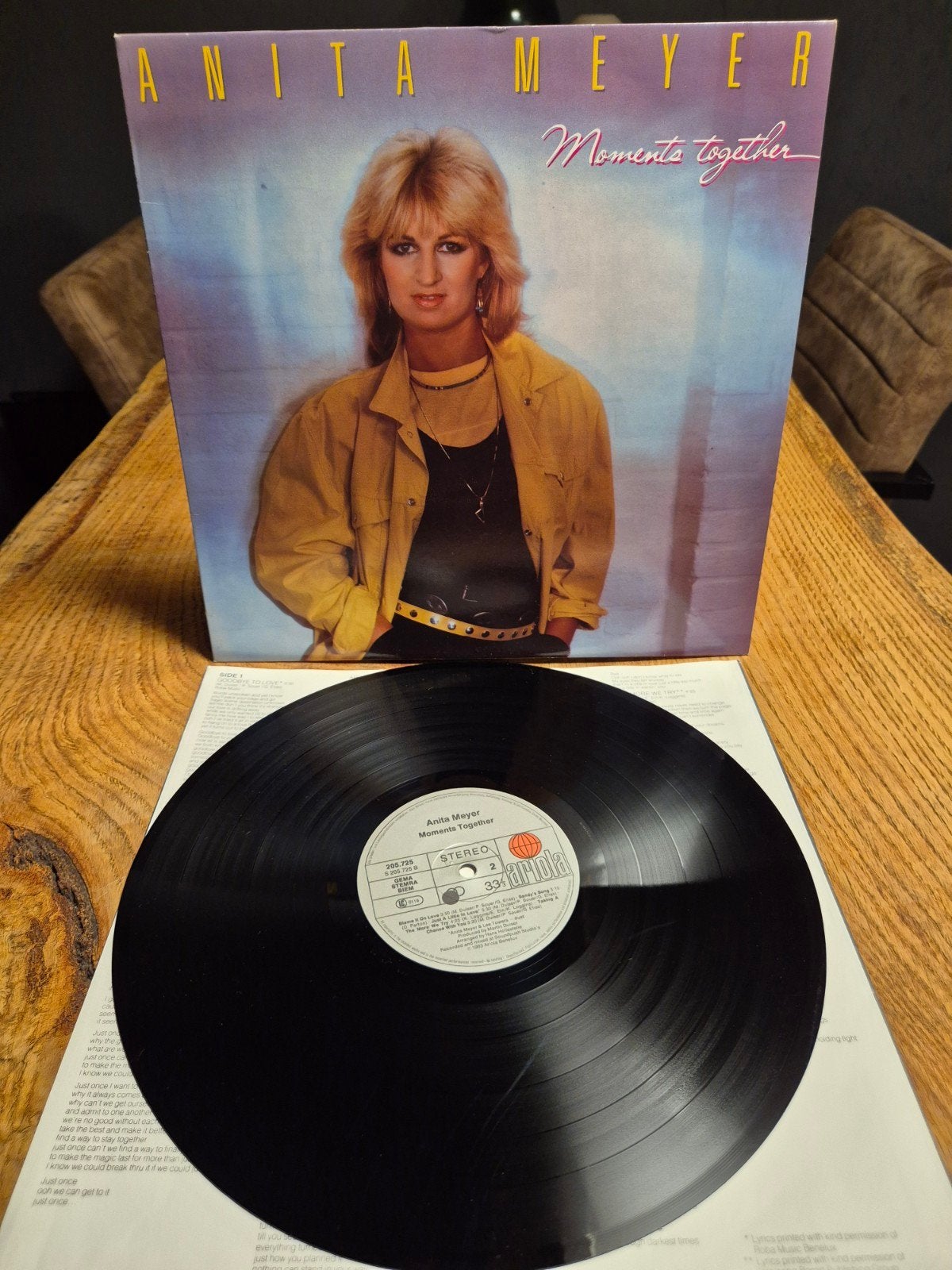 Anita Meyer - Moments Together LP (Pop, 1986), LP, Gebruikt, Pop, Ophalen of Verzenden