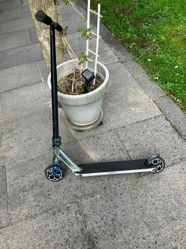 Freestyle step MF 3.6 V5 OXELO neochrome, Fietsen en Brommers, Steps, Ophalen of Verzenden, Gebruikt, Gewone step, Oxcelo