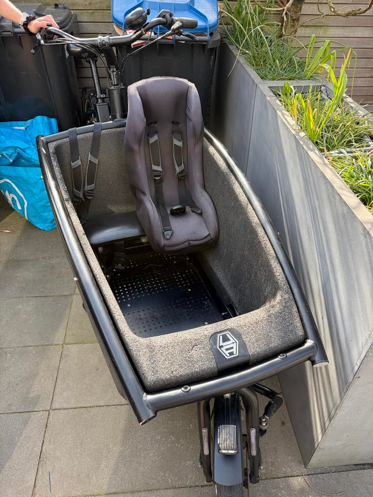 Babyschaal voor bakfiets - vanaf 9 maanden, Fietsen en Brommers, Fietsen | Bakfietsen, Ophalen of Verzenden, Gebruikt