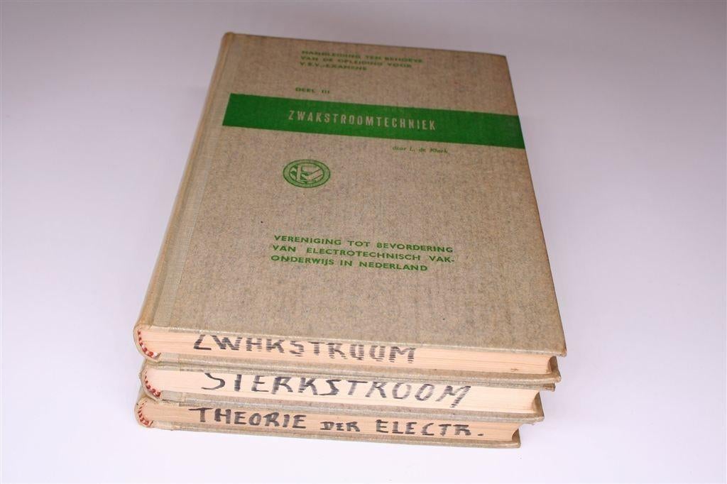 V.E.V. Elektrotechniek [3-delige set] — Theorie, Stroom, Ophalen of Verzenden, Gelezen, Bouwkunde