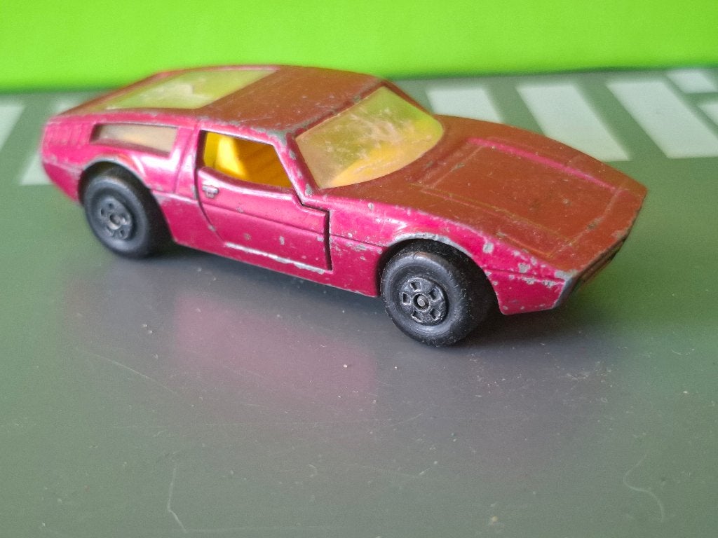 Matchbox 32 - Maserati Bora [paars] 1/60 3, Ophalen of Verzenden, Gebruikt, Auto
