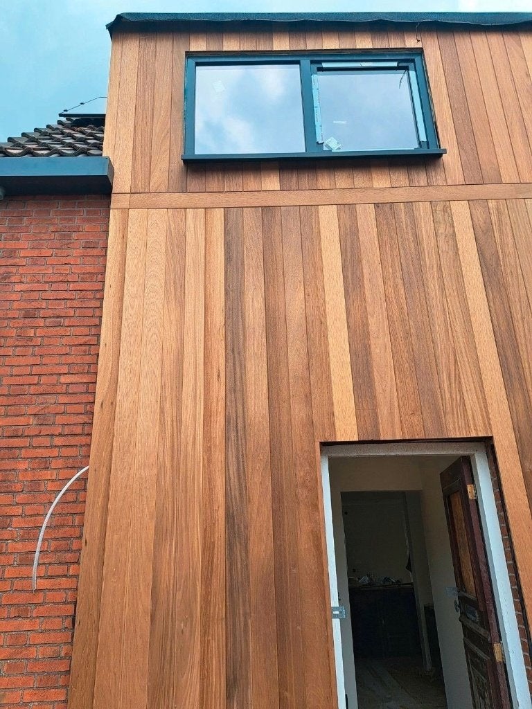 ayous thermowood gevelbekleding 15mmx130mm 43 euro, Doe-het-zelf en Verbouw, Ophalen, Minder dan 25 mm, Eiken, Nieuw