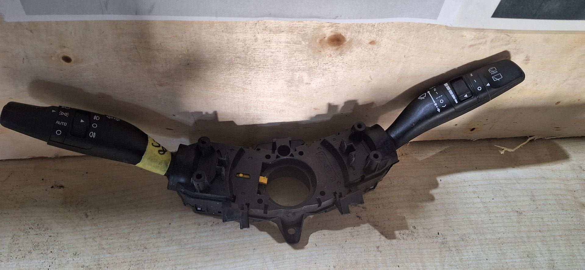 Originele VW Polo 9N / Skoda Fabia Stuurkolomschakelaar + Cr, Gebruikt, -, -, Ophalen of Verzenden