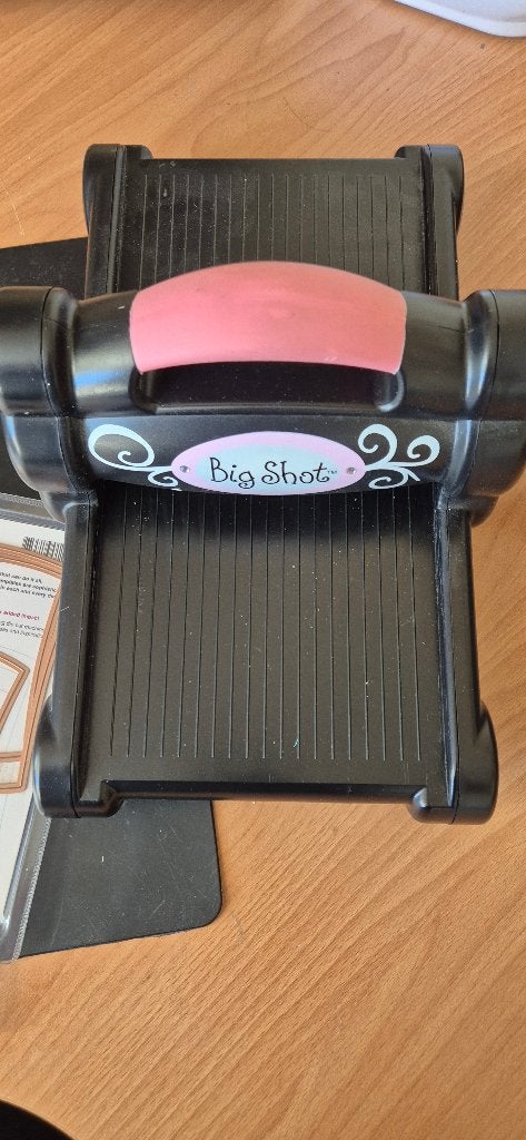 Sizzix Big Shot Stansmachine met diverse mallen, Ophalen, Gebruikt, Overige thema's, Pons of Mal