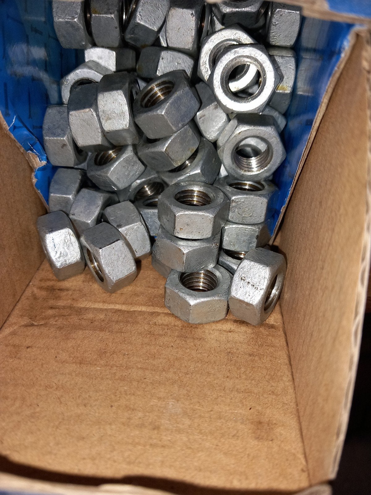 11 doosjes moeren M12 a 100 stuks € 45,-, Doe-het-zelf en Verbouw, Ophalen of Verzenden, Nieuw, Minder dan 50 mm, Bouten of Moeren