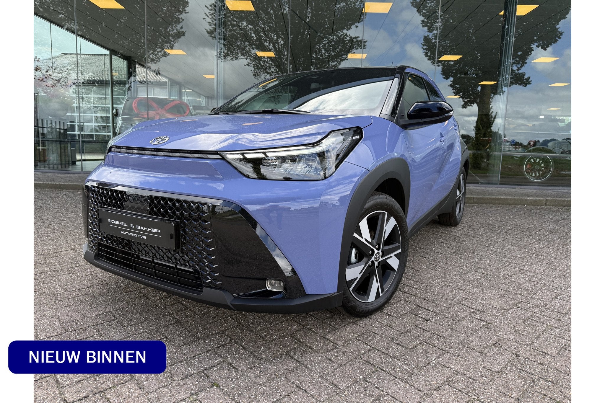 Toyota Aygo X Hybrid 115 pulse Automaat * Stoelverwarming *, Auto's, Stof, Gebruikt, Zwart, Overige kleuren