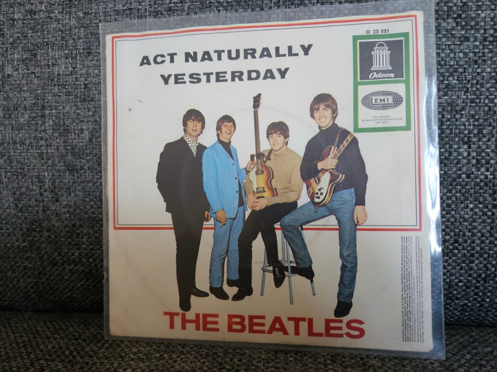 The Beatles - Act Naturally / Yesterday, Originele persing, Verzenden, Gebruikt, 7 inch