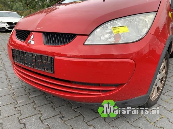 Voorbumper van een Mitsubishi Colt, Auto-onderdelen, Gebruikt, -, -, Ophalen of Verzenden