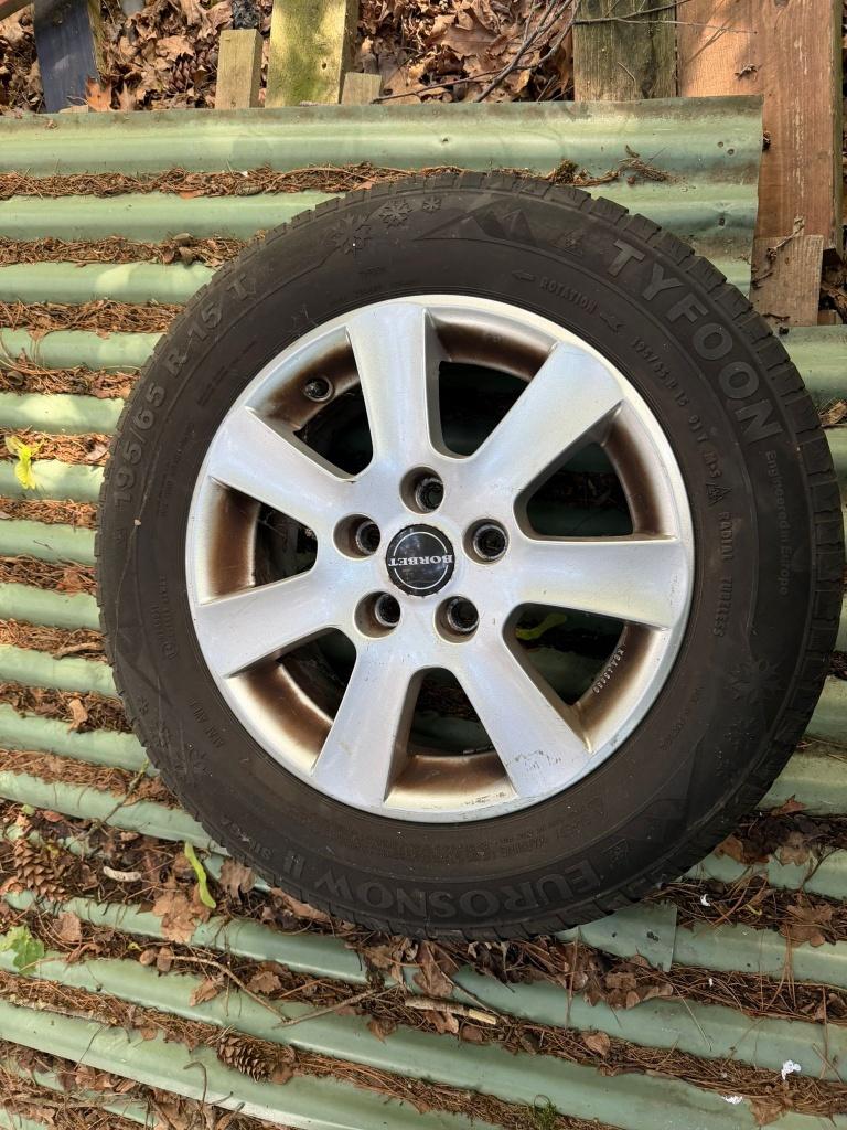 Volvo V70 winterbanden + lichtmetalen velgen 195/65 R15, Ophalen, Gebruikt, Volvo