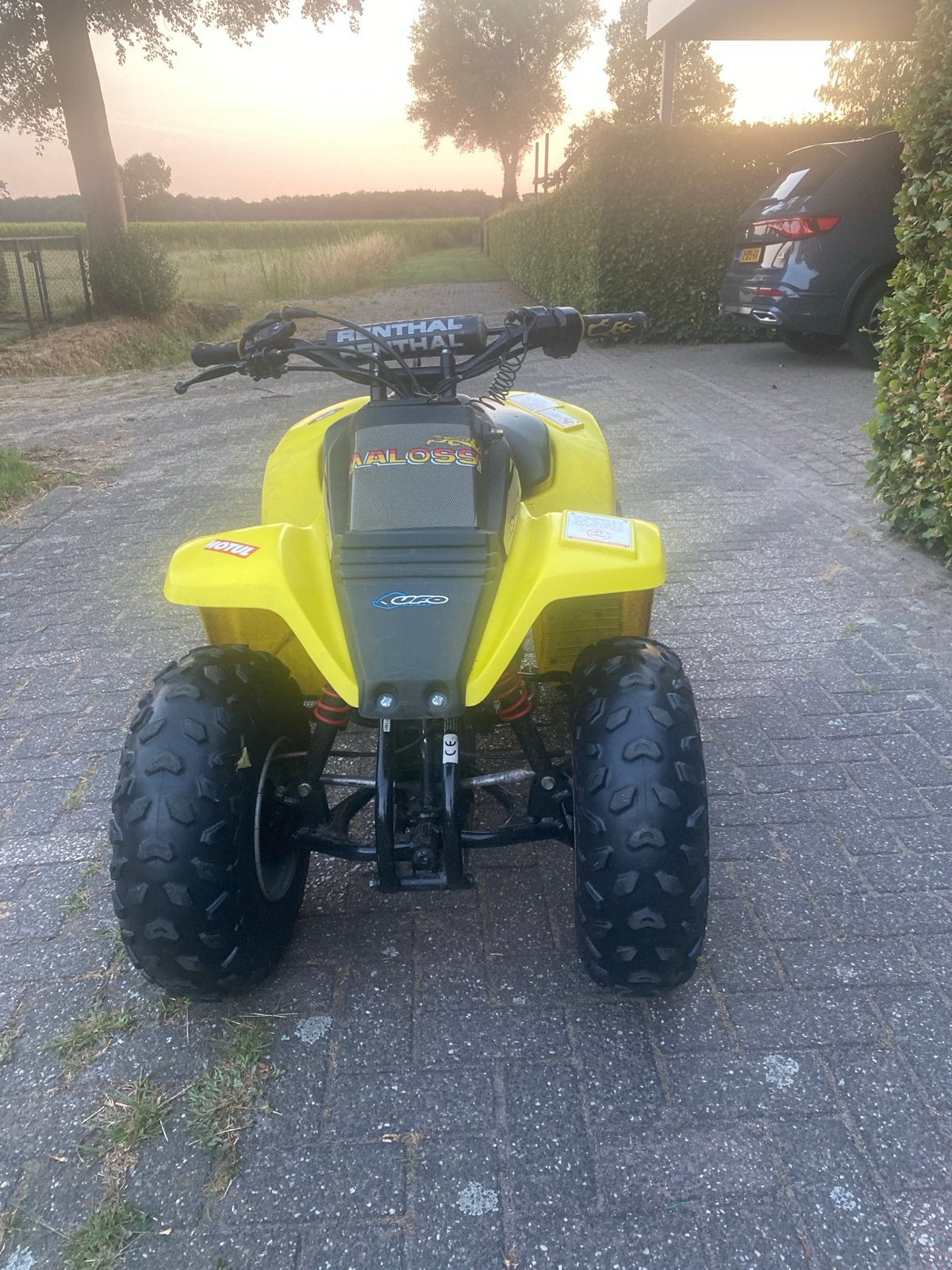 Suzuki Lt80, 1 cilinder