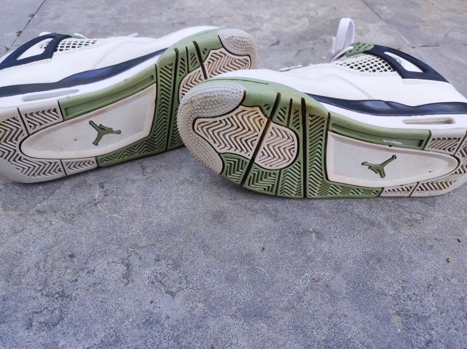 Jordan 4, Ophalen of Verzenden, Zo goed als nieuw, Zwart, Sneakers of Gympen