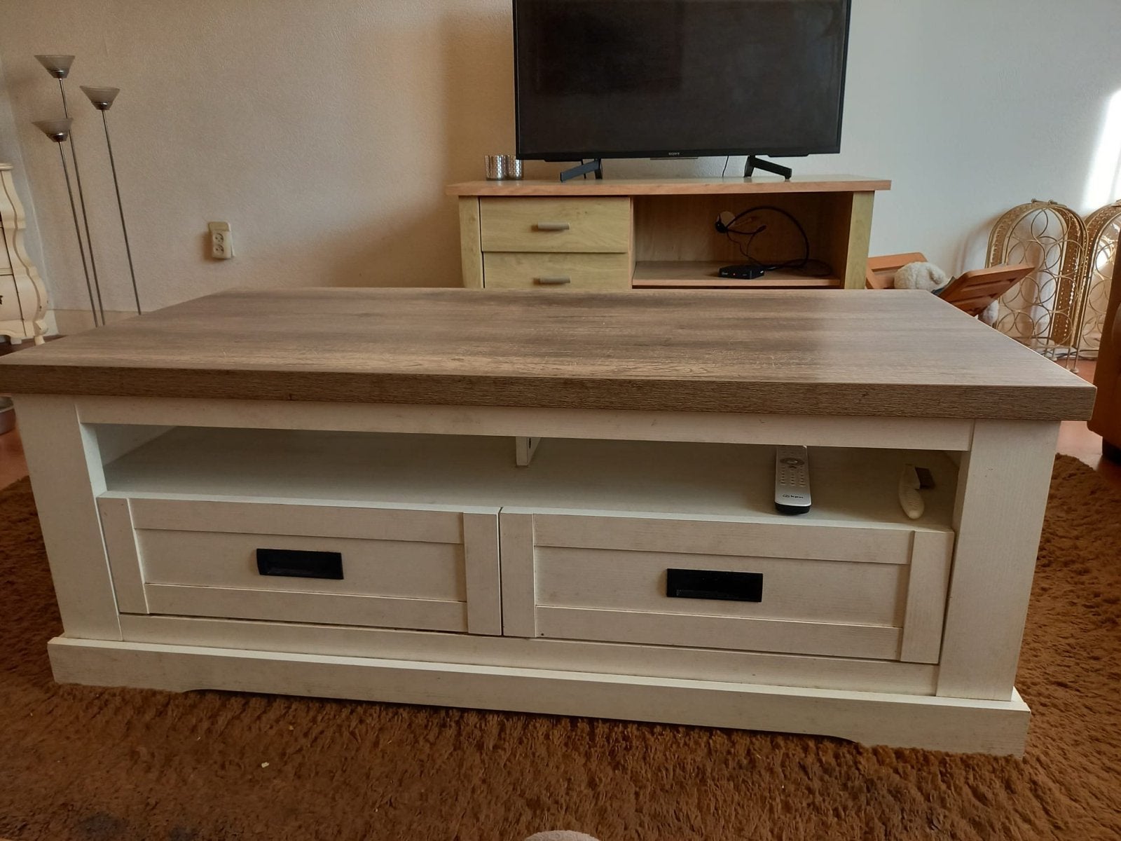 Gratis af te halen: Salontafel met lades en opbergruimte, Huis en Inrichting, Ophalen, Gebruikt, 100 tot 150 cm, 50 tot 100 cm