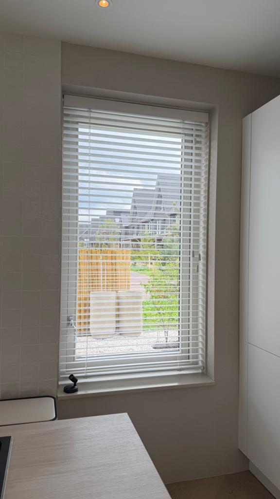 Luxaflex wit 96x175, Ophalen, Zo goed als nieuw, Wit