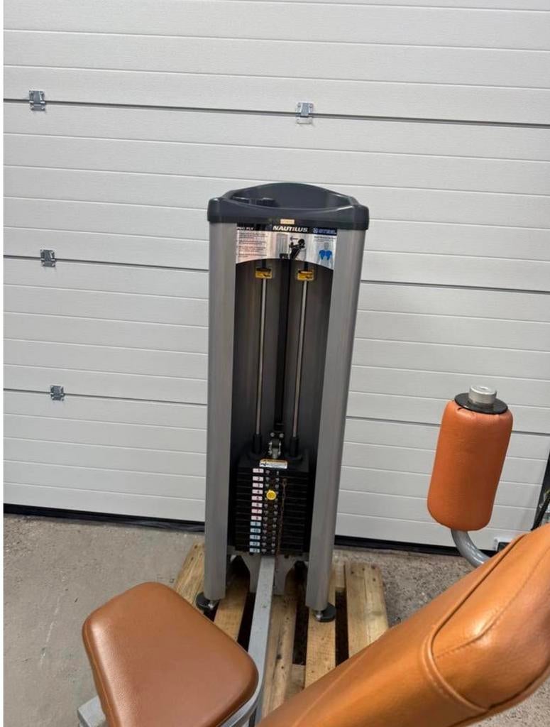 Nautilus Pec fly / pec dec machine / butterfly, Sport en Fitness, Ophalen, Benen, Gebruikt, -