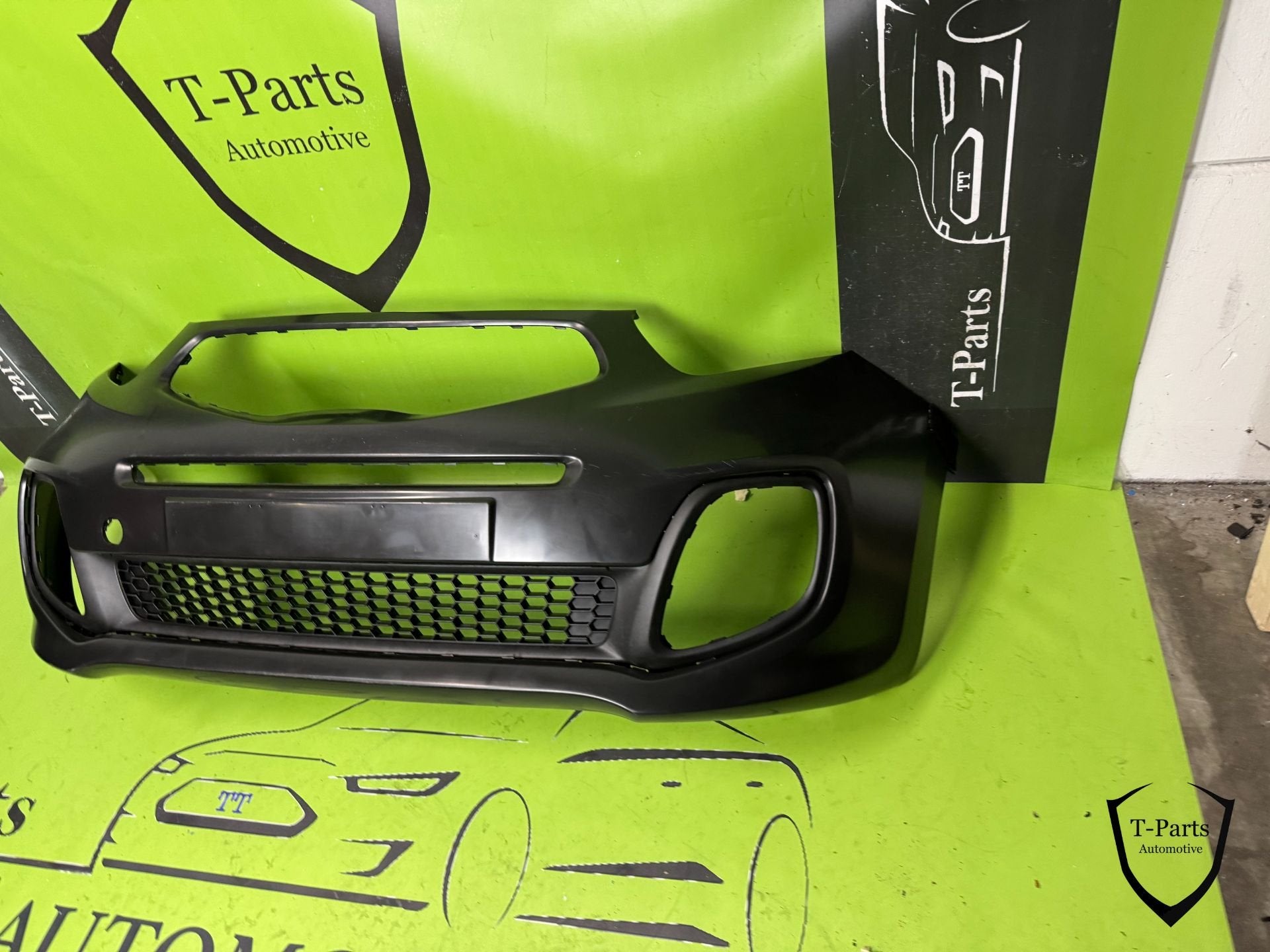 Kia picanto 3 deurs voorbumper 865111Y300 origineel bumper 2, Kia, Heolleung-ro 12
06797  Seoul, Voor, Nieuw