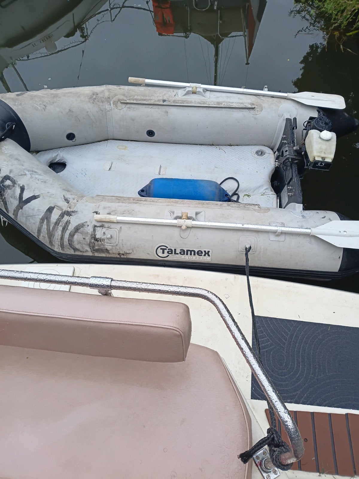 rubber bootje, Ophalen