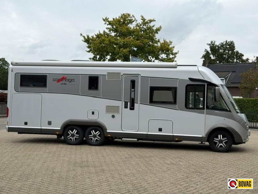 Carthago Chic E-Line I 61 XL LE, automaat, Caravans en Kamperen, ESP-stabiliteitscontrole, Fiat, Vloeistofverwarming, Raamblindering