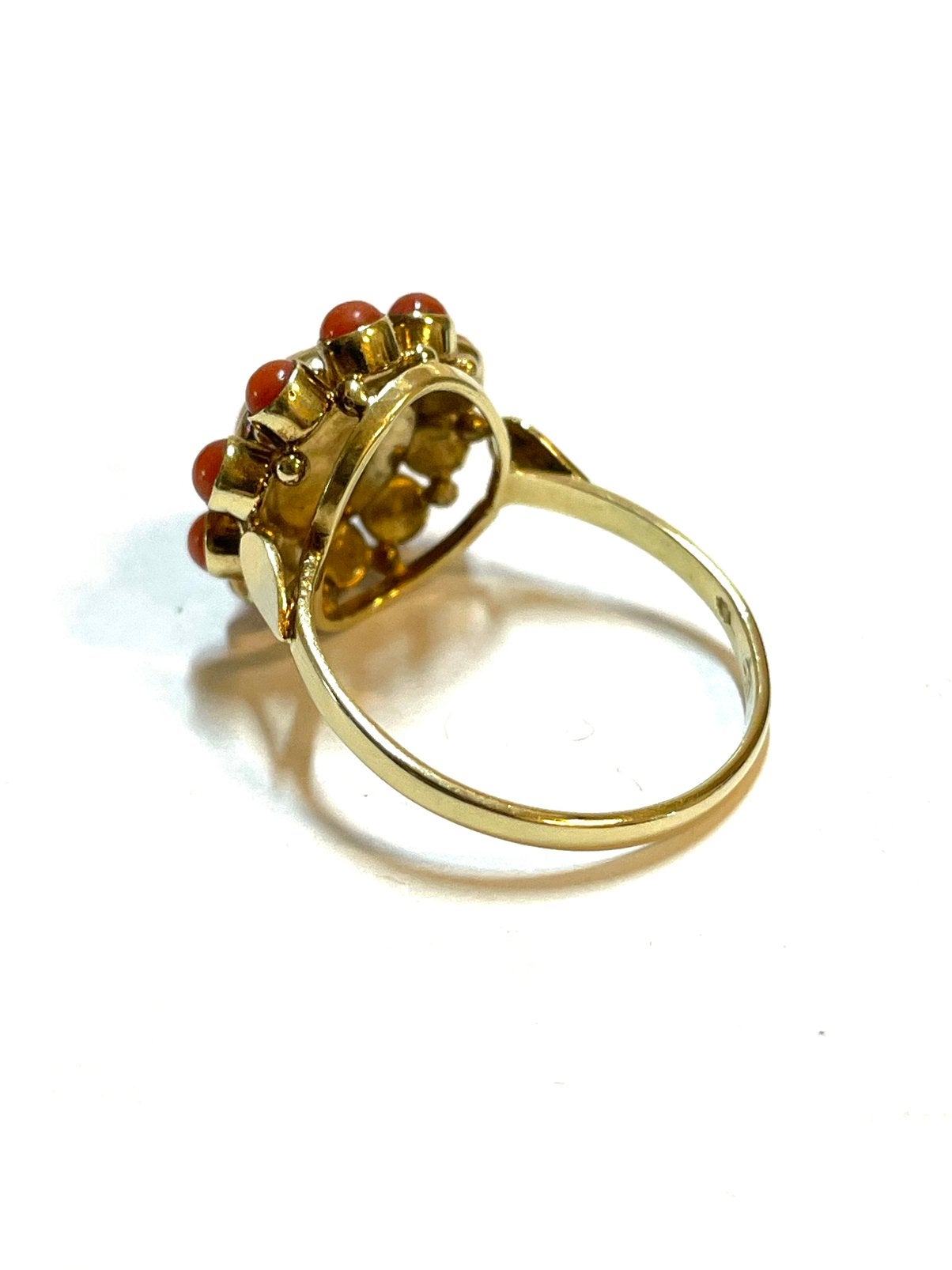 14k gouden ring met bloedkoraal, 18 tot 19, -, -, Ophalen of Verzenden