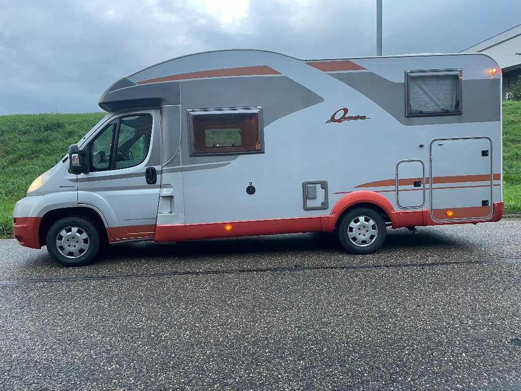 Foto 5 van Fiat Ducato Camper - Buerstner BUT 674 2.3 D 2008 Grijs