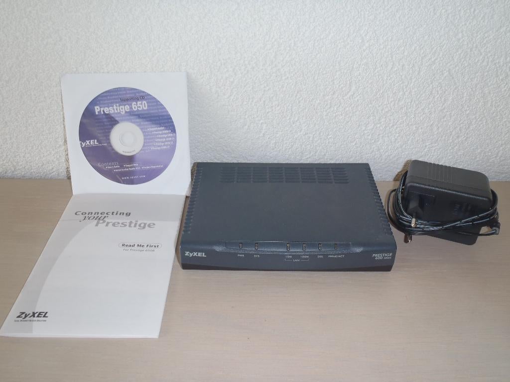 Zyxel Prestige 650R-31, Computers en Software, Routers en Modems, Gebruikt, Router, Ophalen of Verzenden