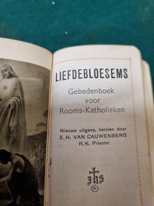 kerkboekje katholieke liefdebloesems 1948, Ophalen of Verzenden
