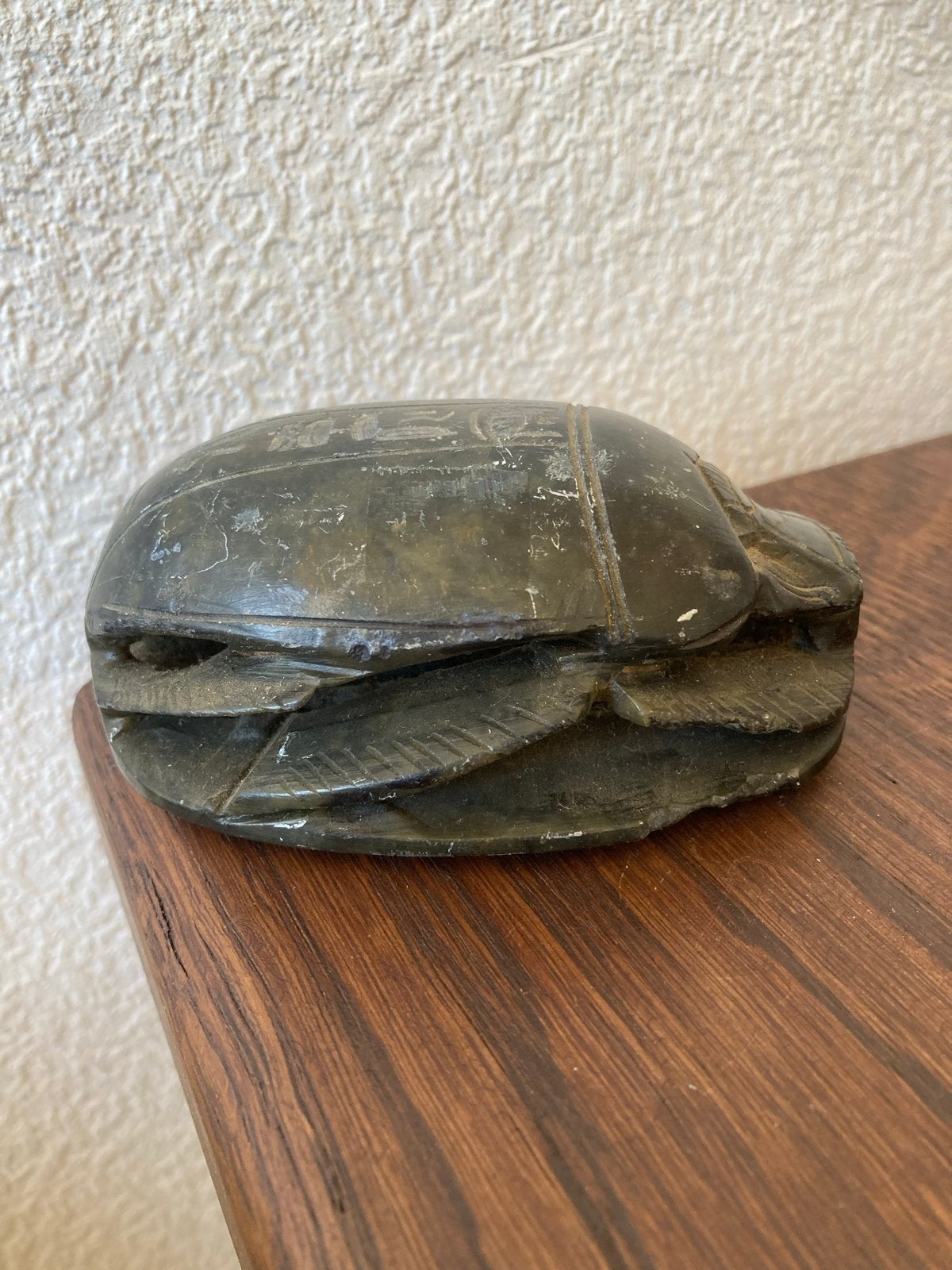 Egyptische scarabee (kever) met hiërogliefen, serpentijn, Steen/keramiek, 6 cm, Afrika, Zwart