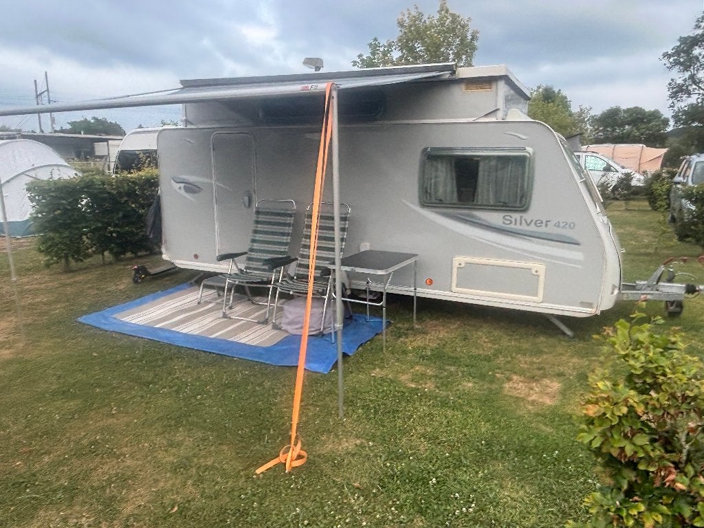 caravan Trigano Silver 420, Standaardzit, Trigano, Dwarsbed, Luifel