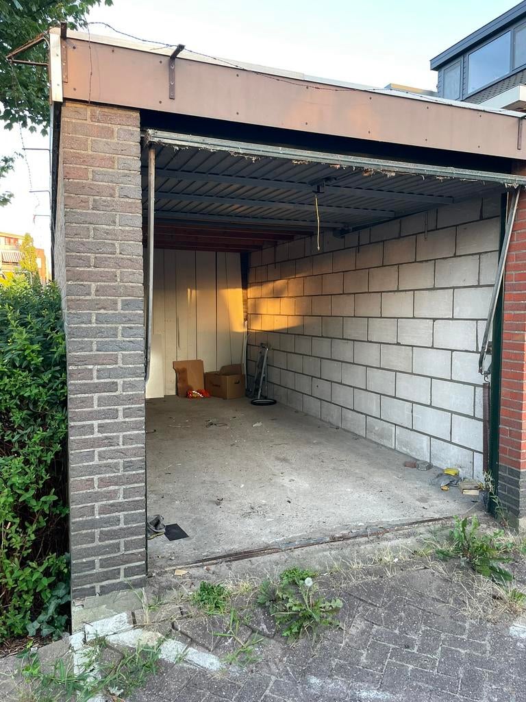 Garage box te huur, Zuidplas, Nieuwerkerk a/d Ijssel, Huizen en Kamers, Zuid-Holland