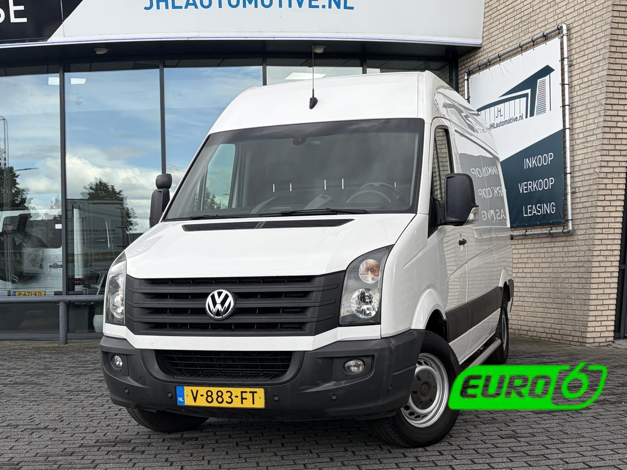 Volkswagen Crafter 35 2.0 TDI L2H2*NAVI*CAM*CRUISE*A/C*HAAK*, Gebruikt, Euro 6, 4 cilinders, 2000 kg