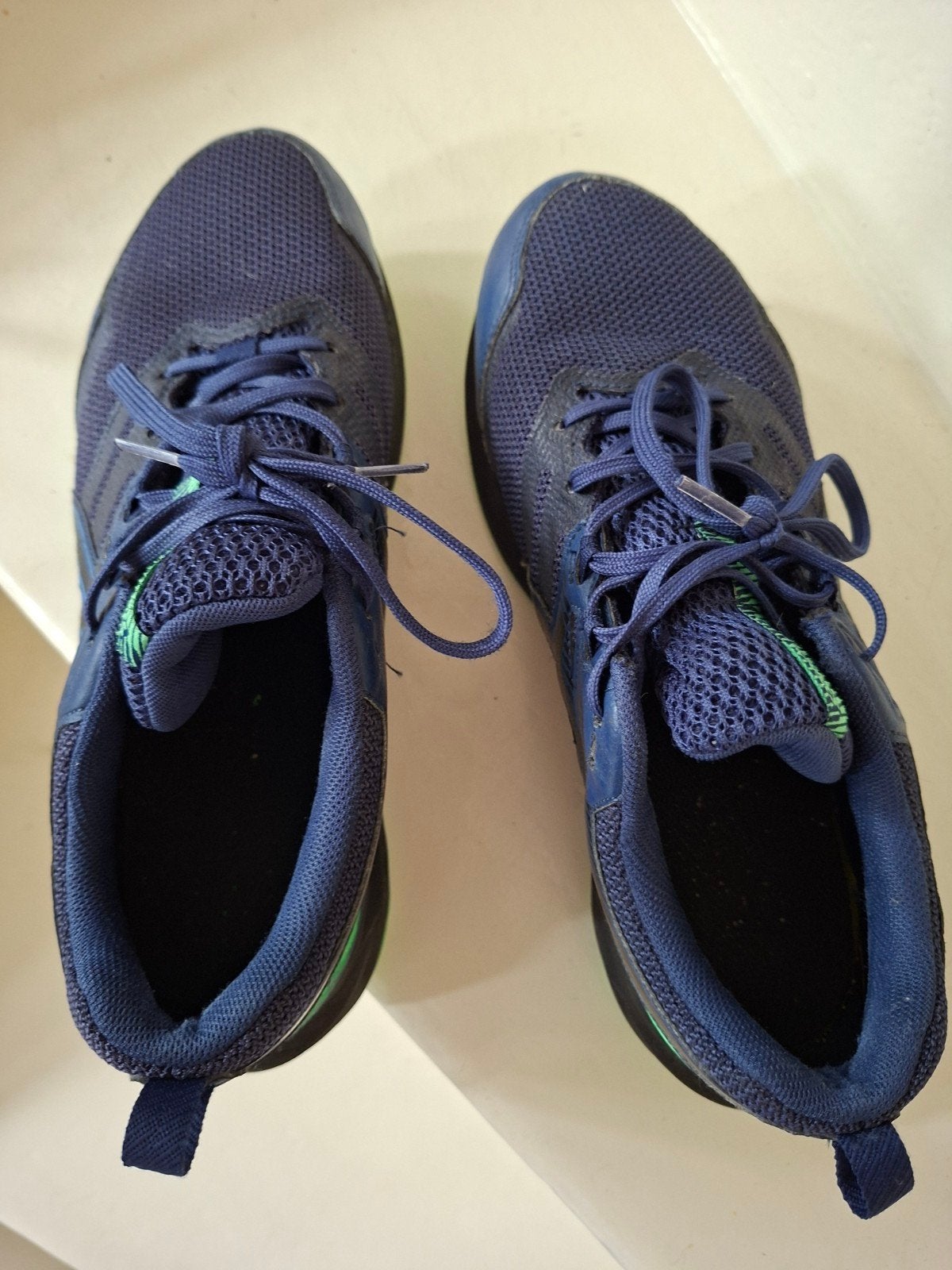 Asics voetbalschoenen maat 41,5 - ZGAN, Ophalen of Verzenden, Zo goed als nieuw, Schoenen